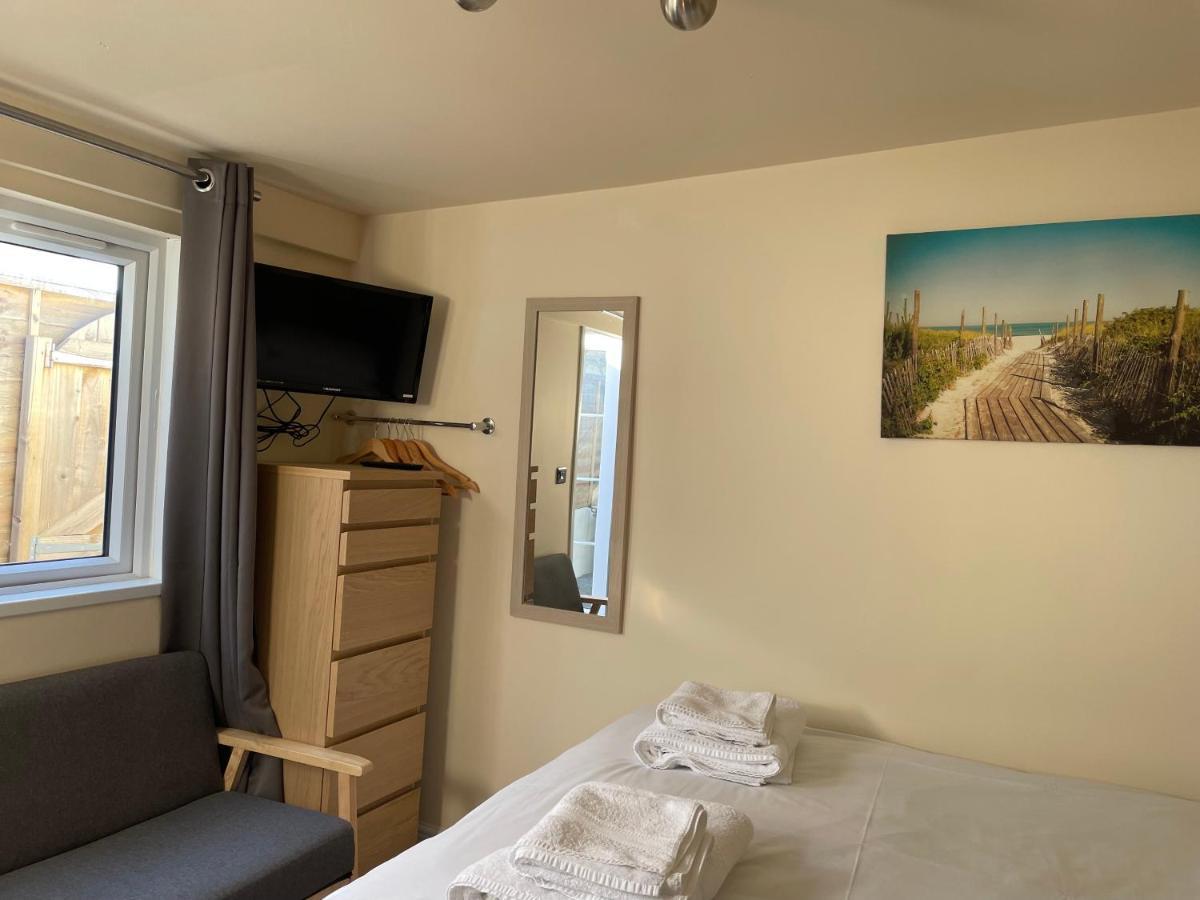 Auntie Bett'S - Cosy Double Ensuite Room With Mini Kitchen Kingsbridge  Extérieur photo